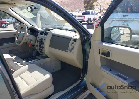 2010 Ford Escape Xlt from USA, damaged, VIN 1FMCU9DG5AKC61882